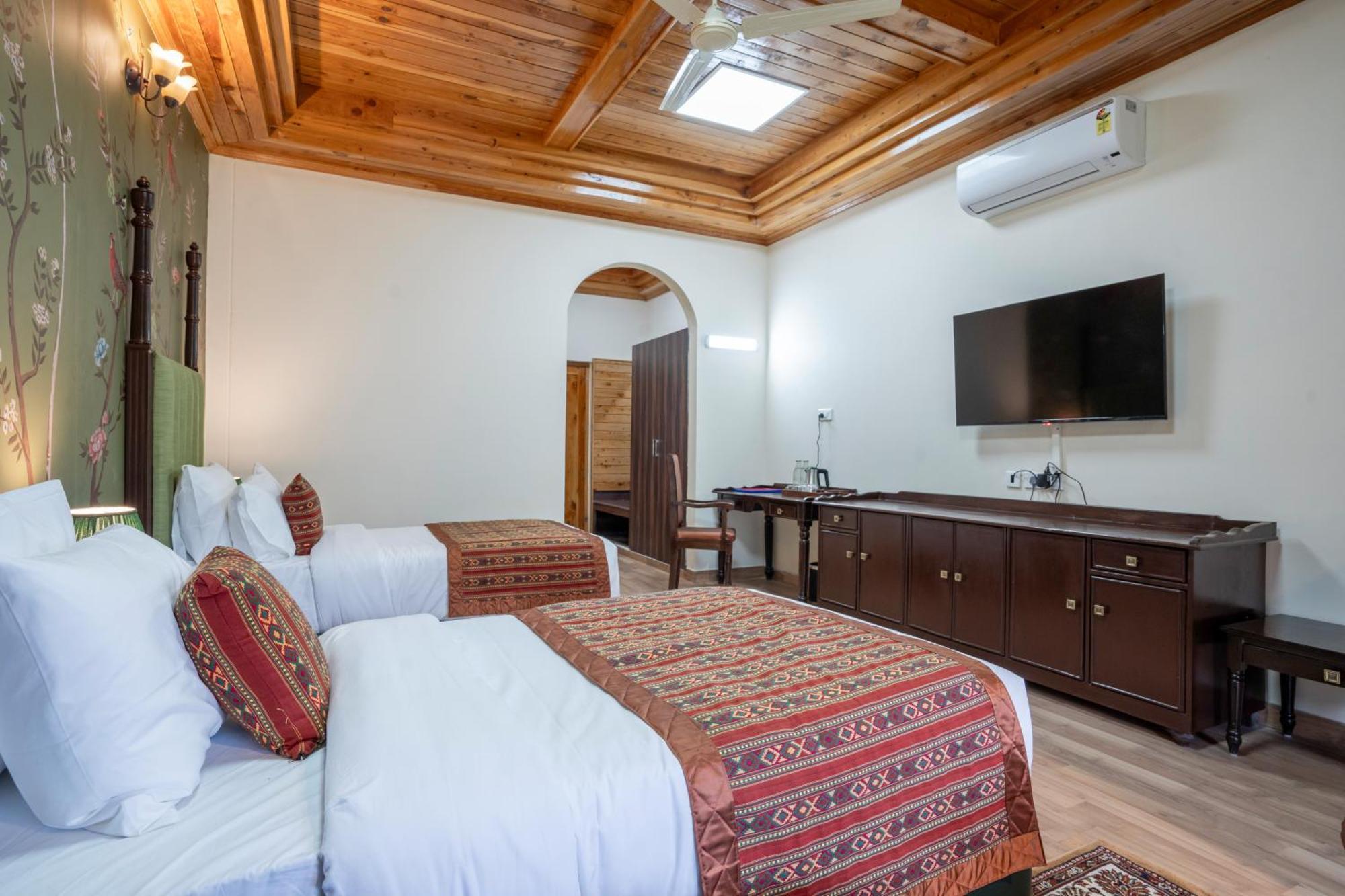 Hotel Devlok Himachal Swarg By Beas - Your Gateway To Heaven Baragran ภายนอก รูปภาพ