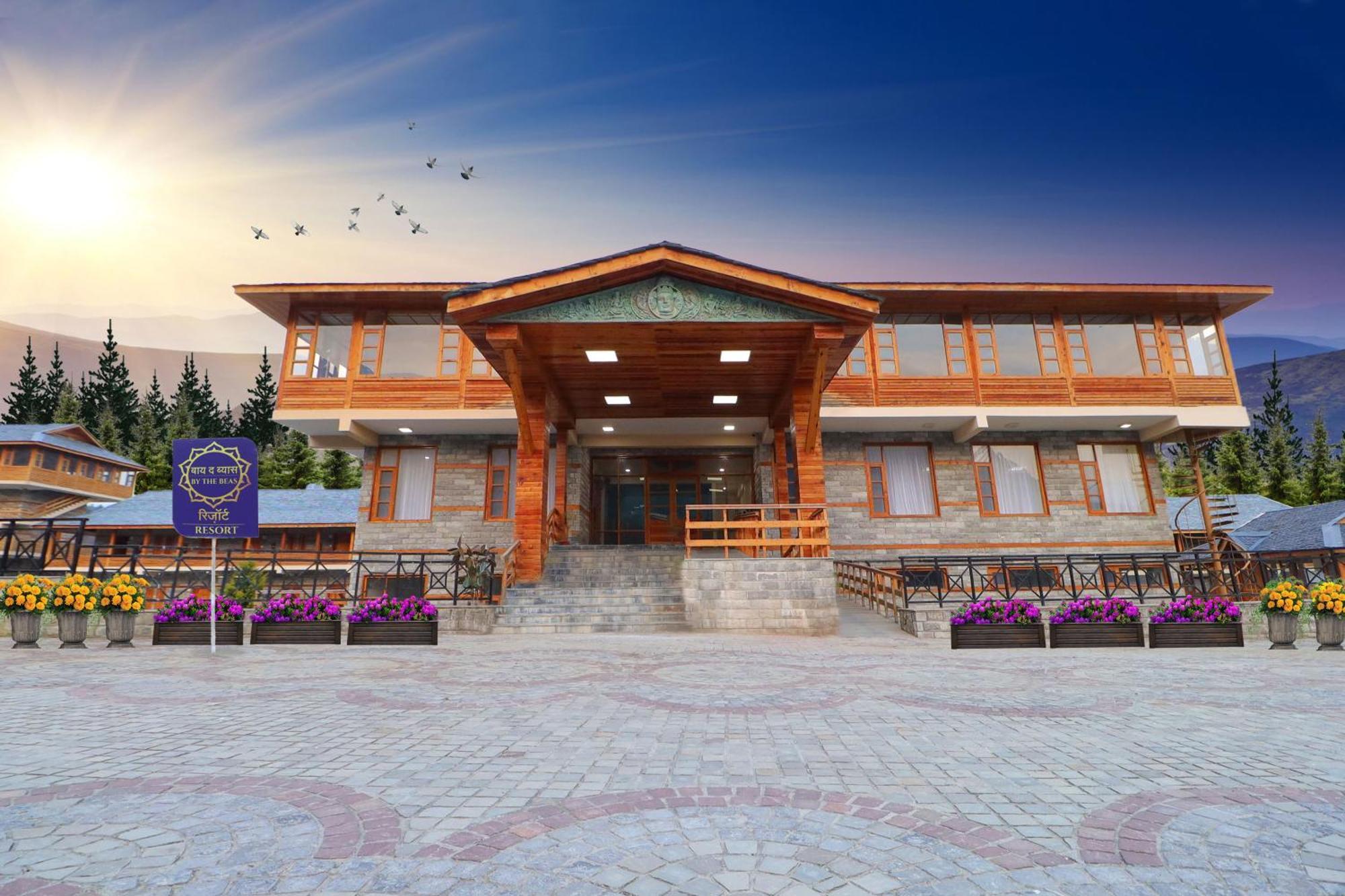Hotel Devlok Himachal Swarg By Beas - Your Gateway To Heaven Baragran ภายนอก รูปภาพ